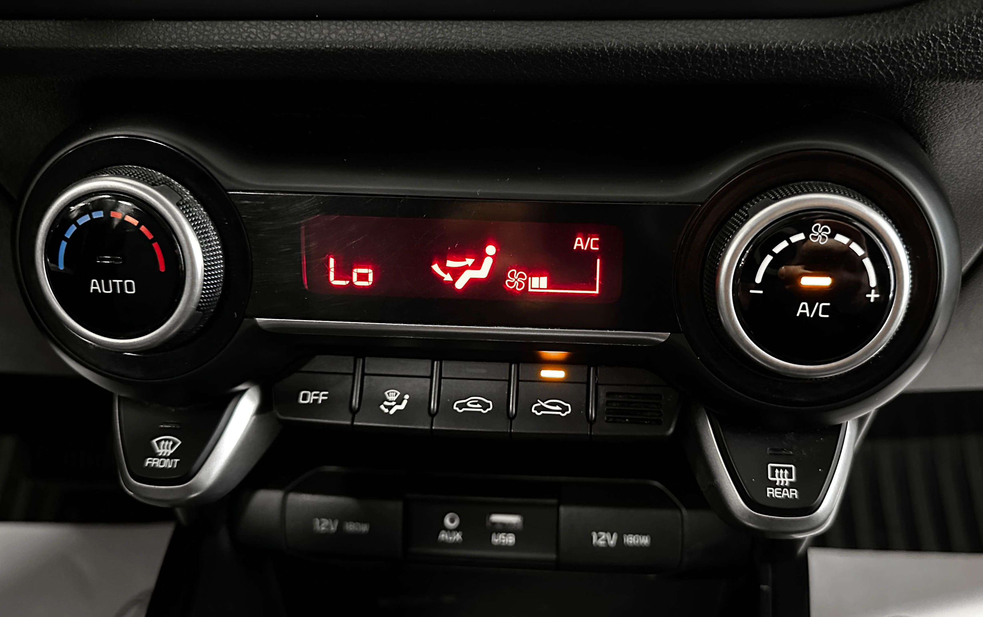 Kia Rio - фото 23