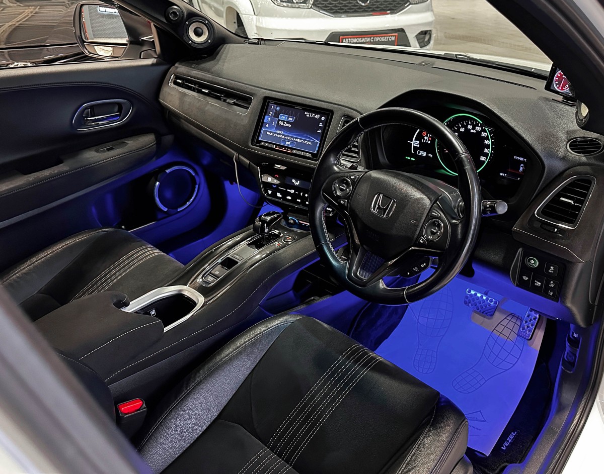 Honda Vezel Hybrid - фото 11