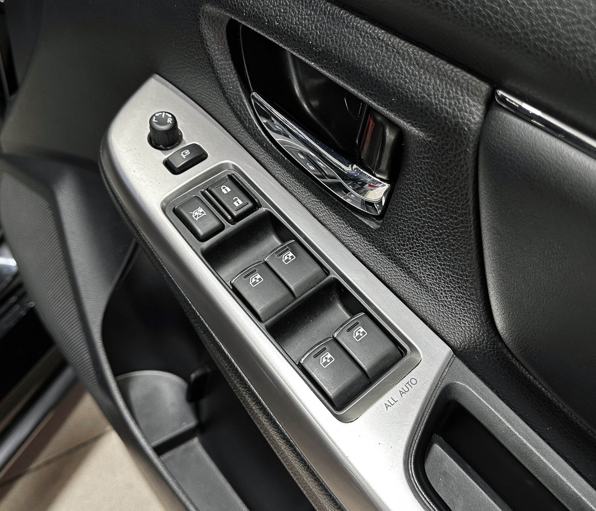 Subaru Levorg - фото 21