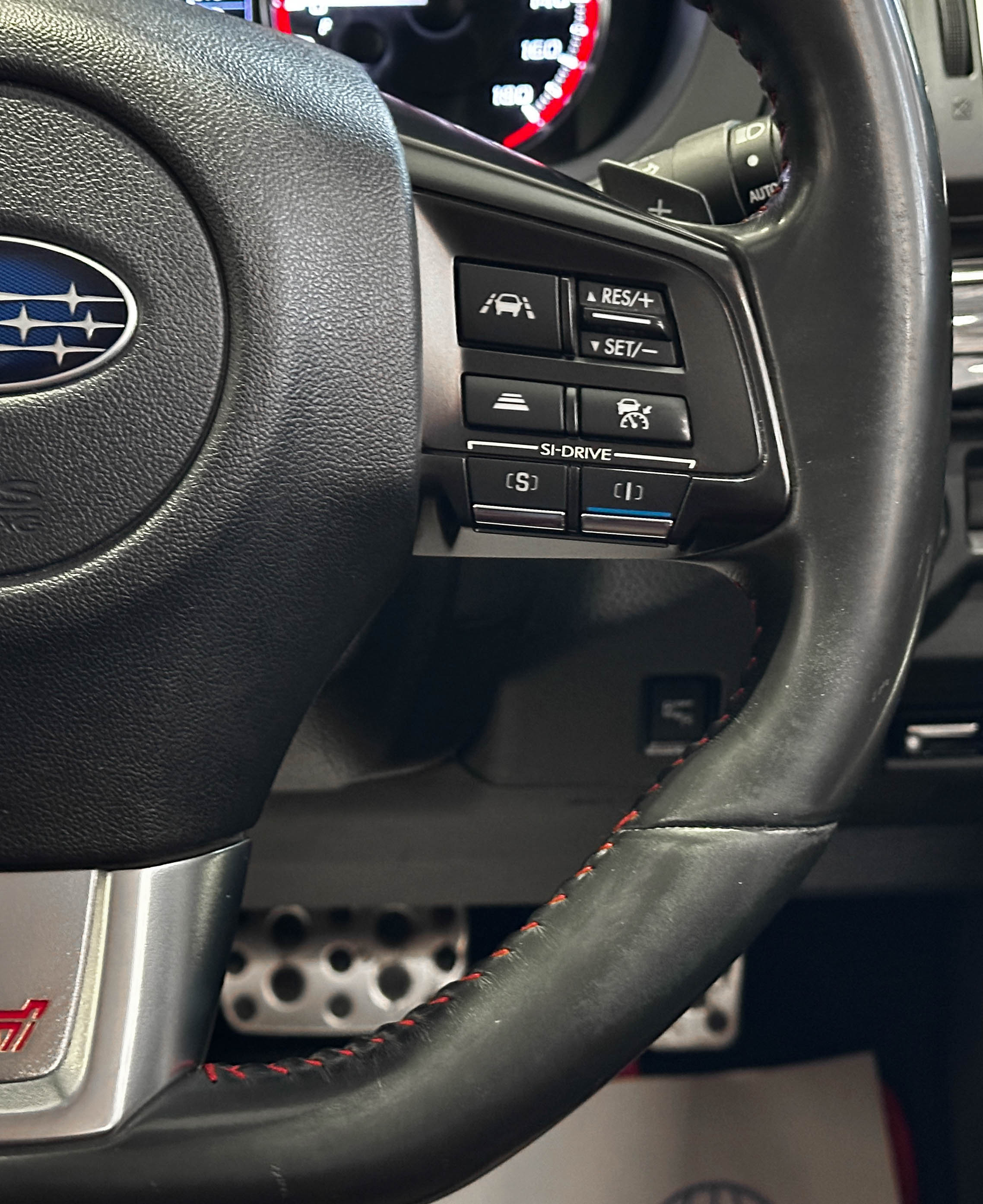 Subaru Levorg - фото 27