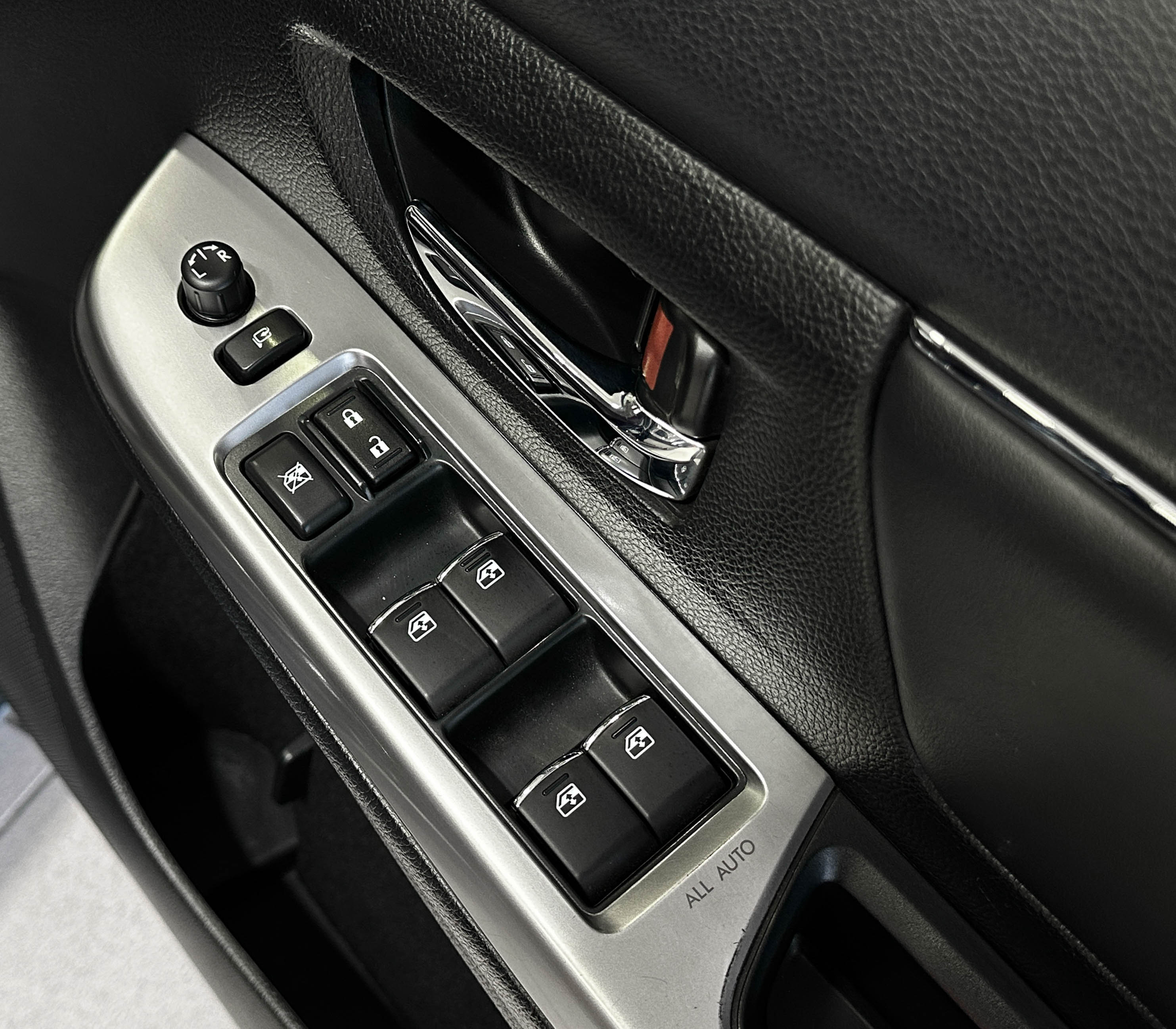 Subaru Levorg - фото 21