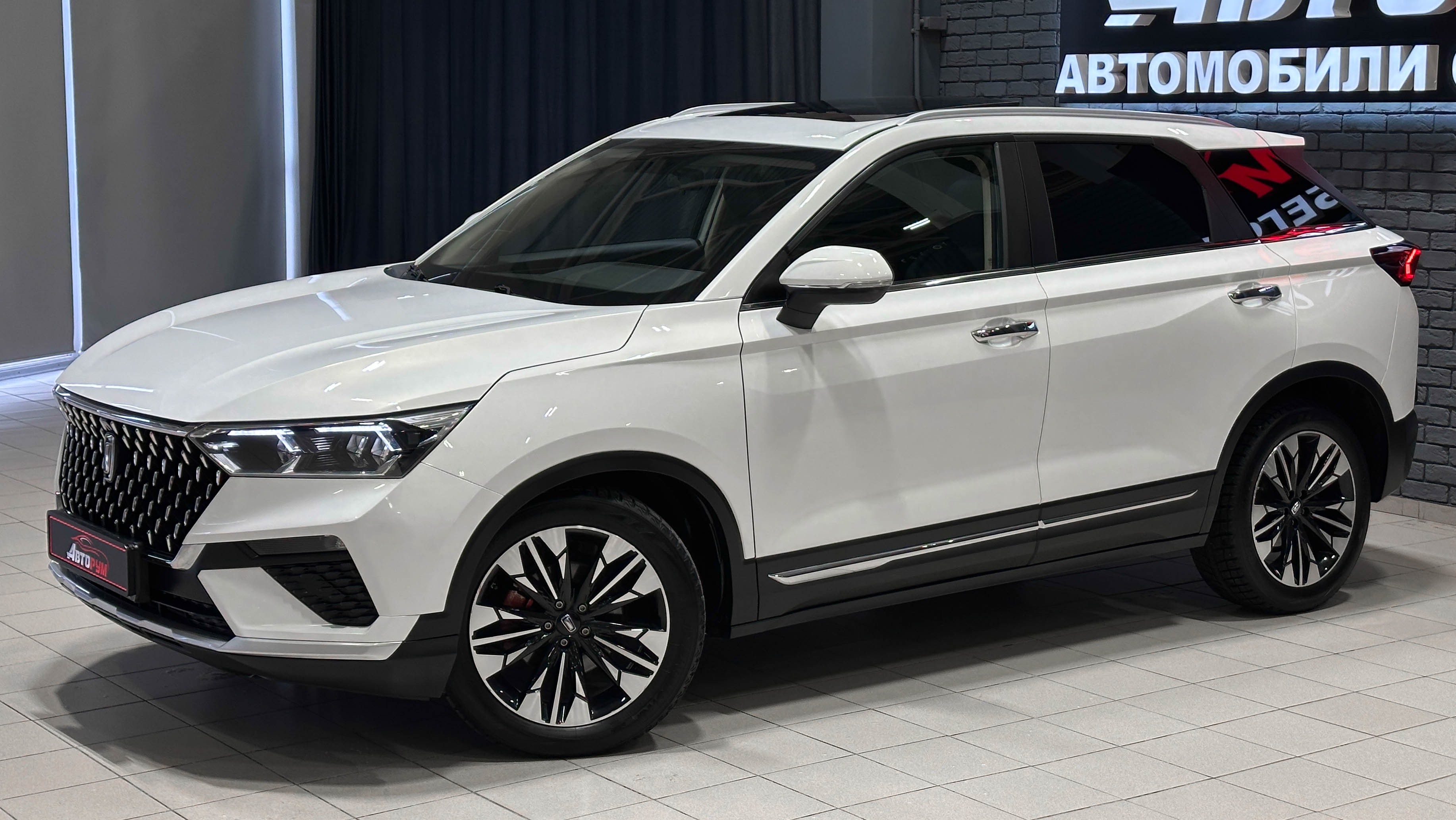 FAW Bestune T77 - фото 2