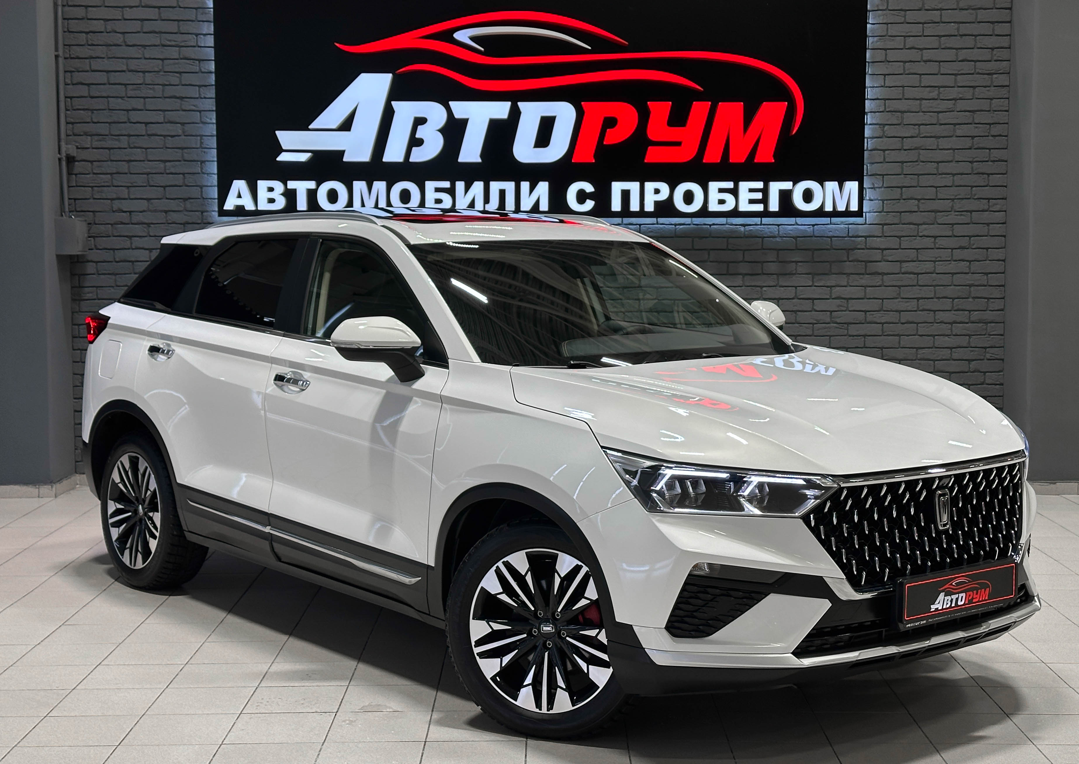 FAW Bestune T77 - фото 1