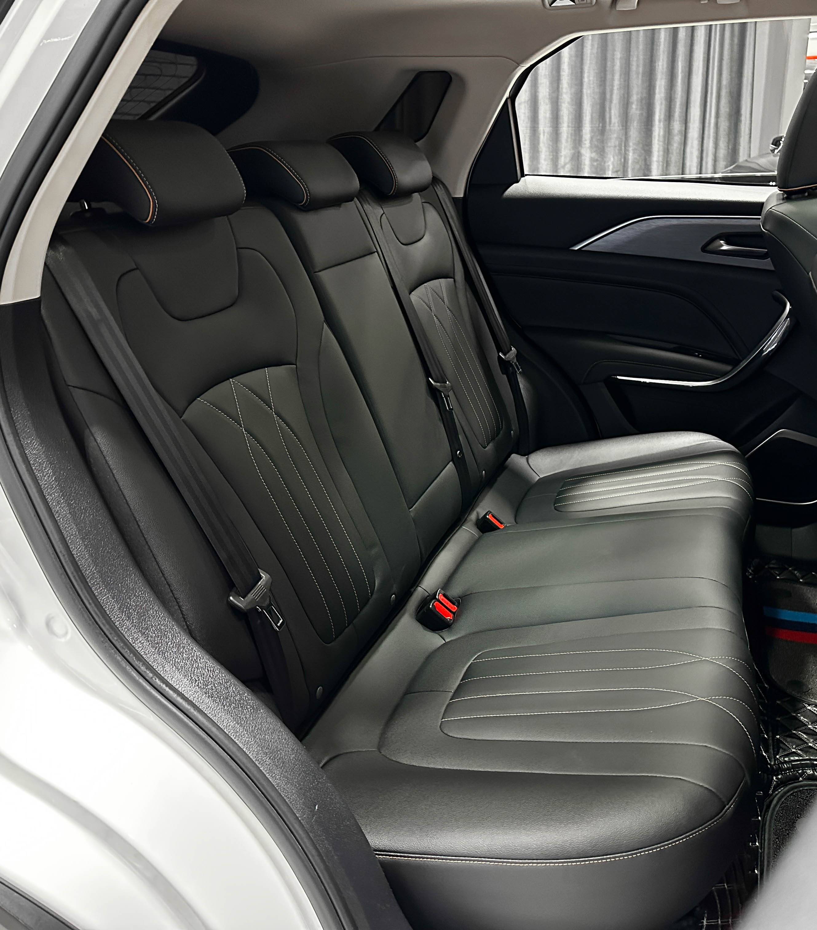 FAW Bestune T77 - фото 17