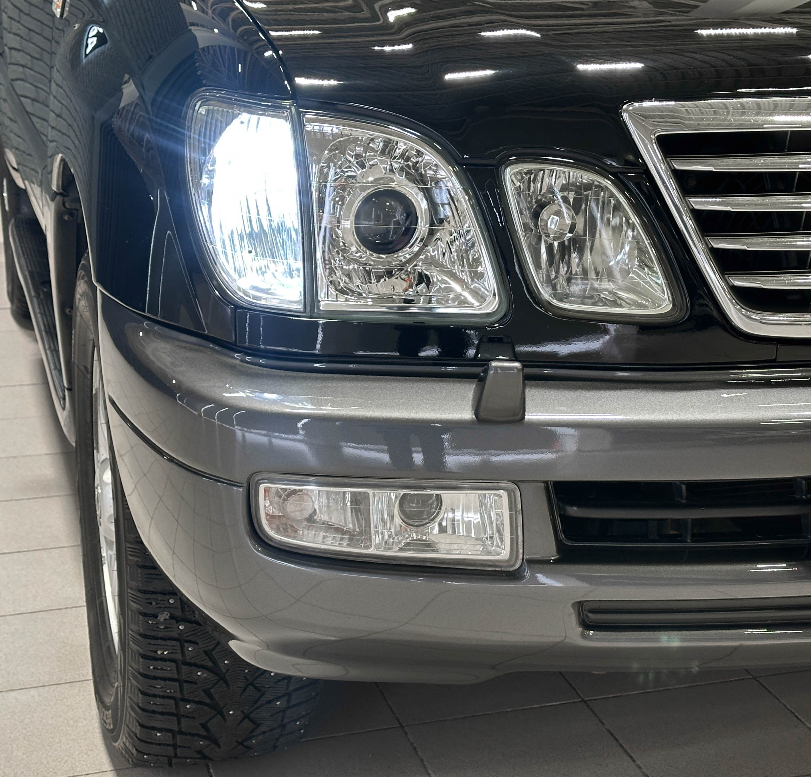 Lexus LX 470 - фото 6