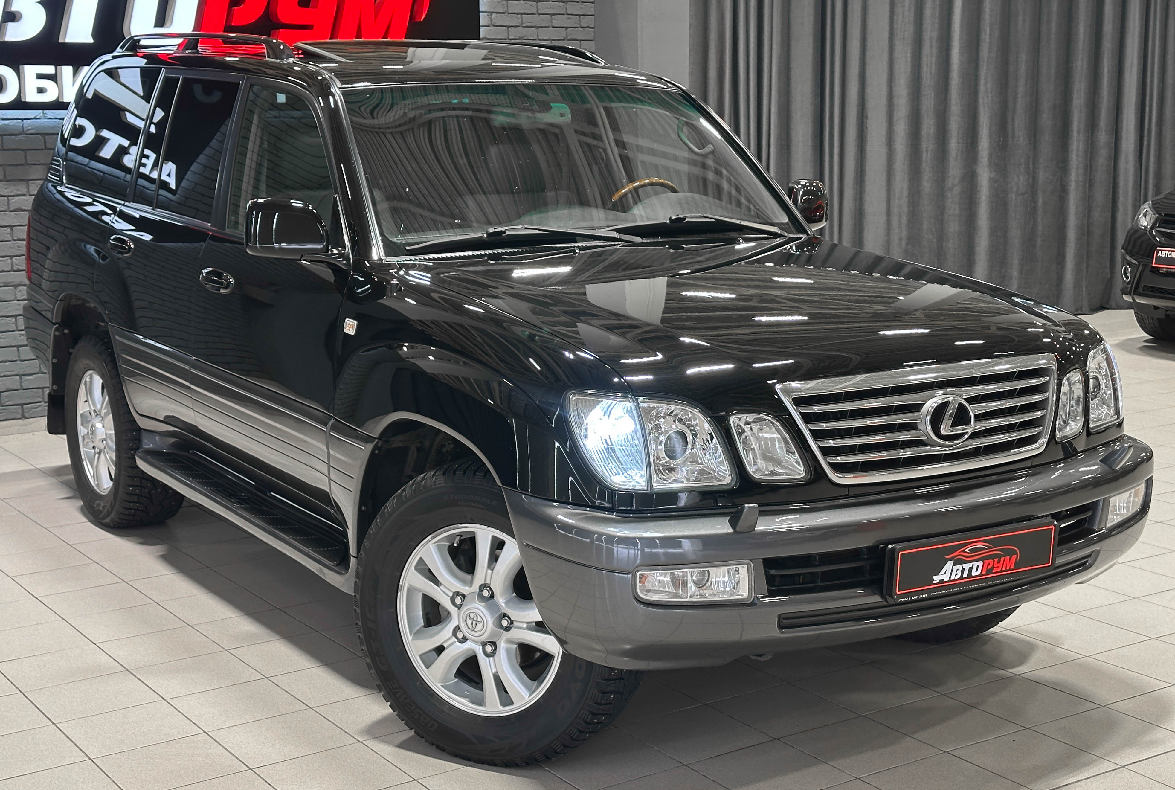 Lexus LX 470 - фото 5