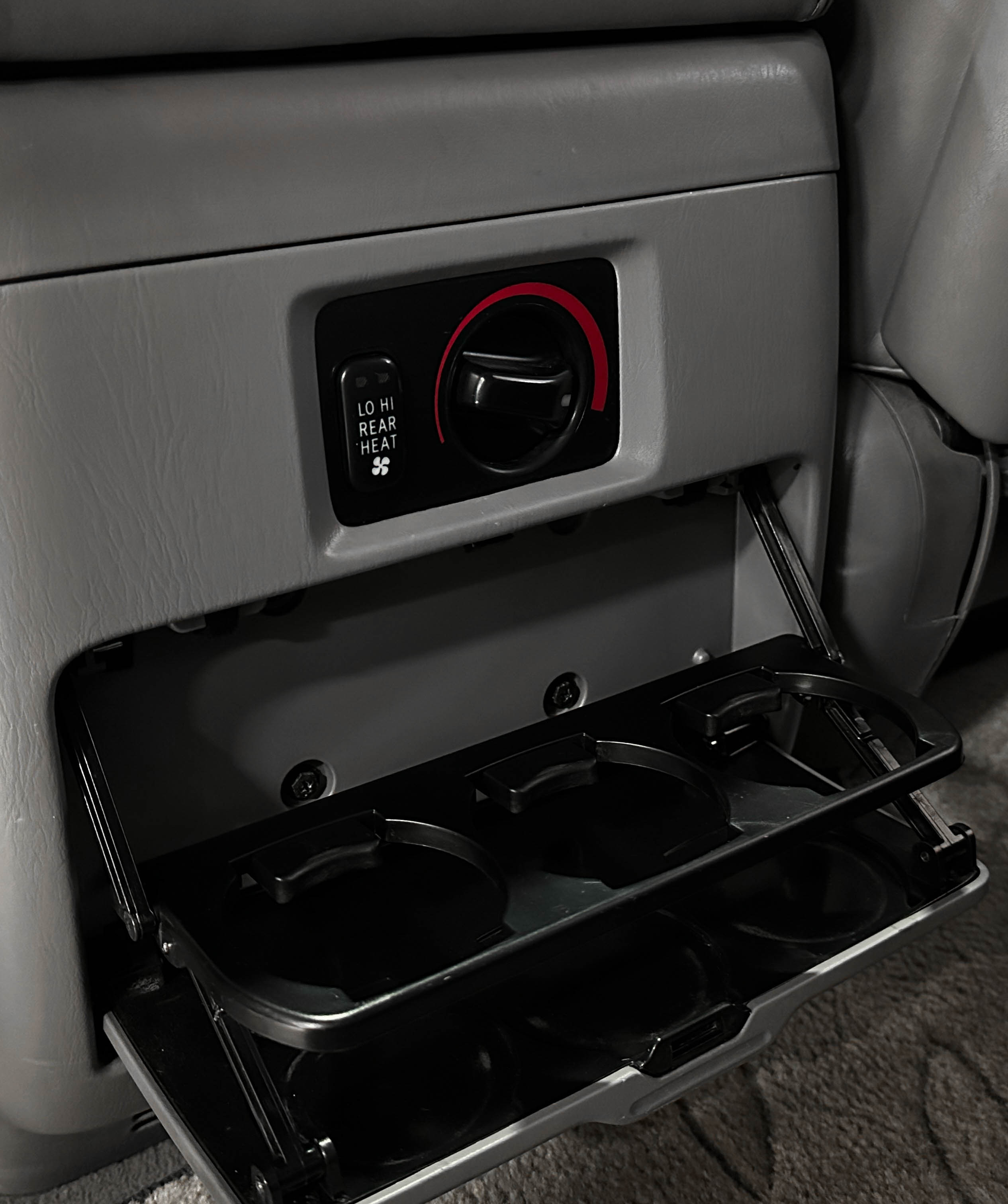 Lexus LX 470 - фото 31