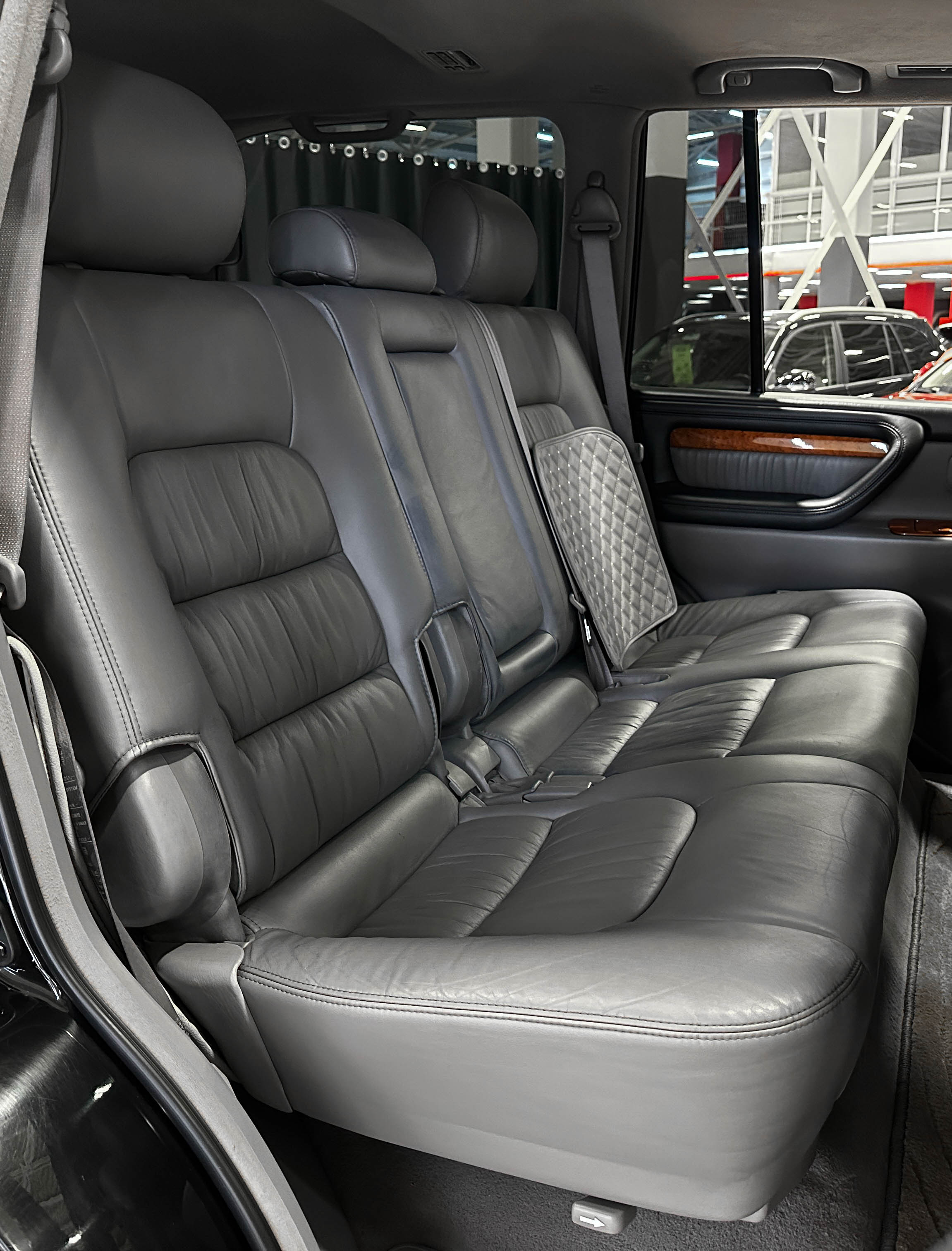 Lexus LX 470 - фото 16