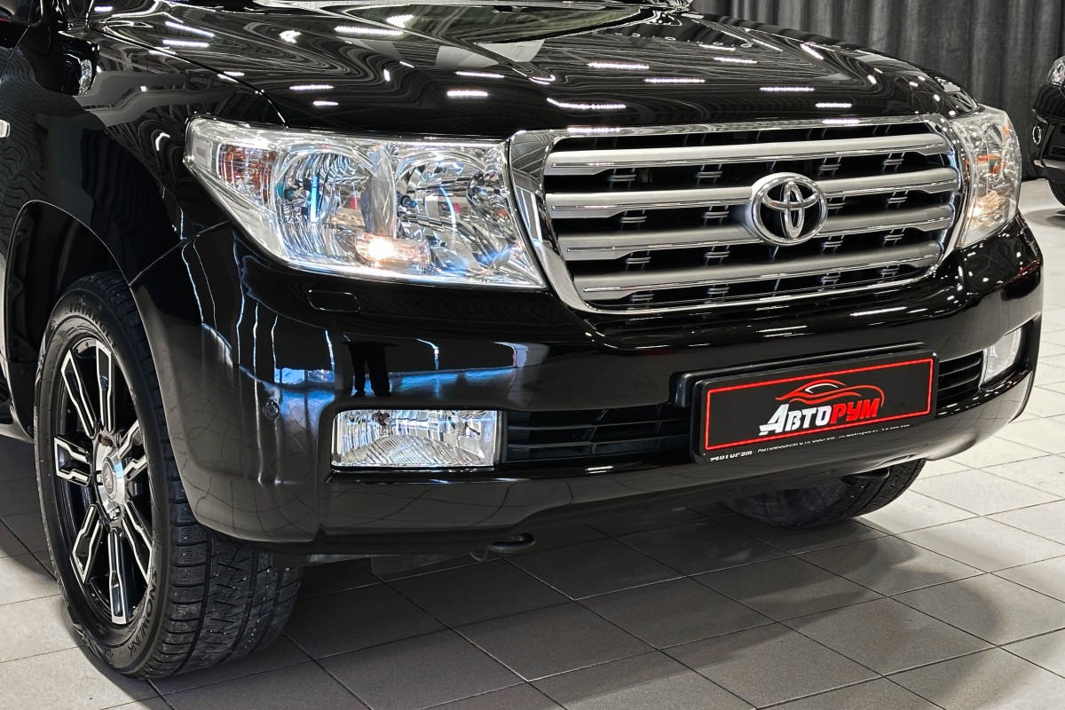 Toyota Land Cruiser 200 - фото 5