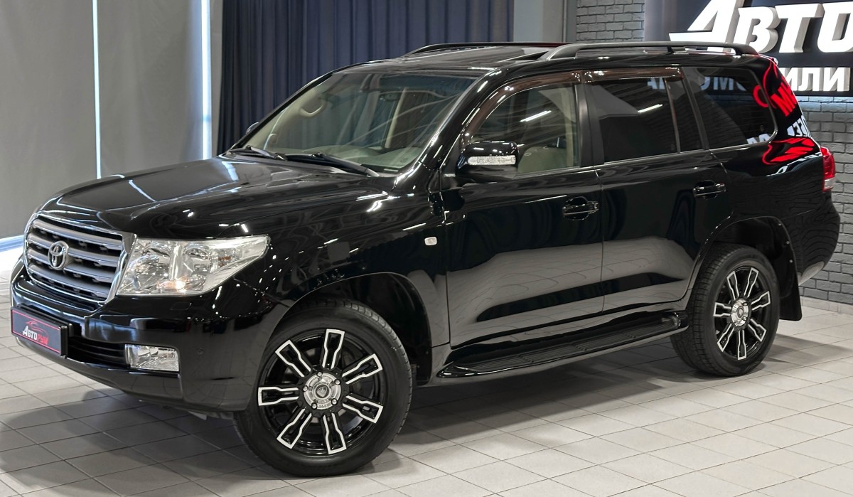 Toyota Land Cruiser 200 - фото 2