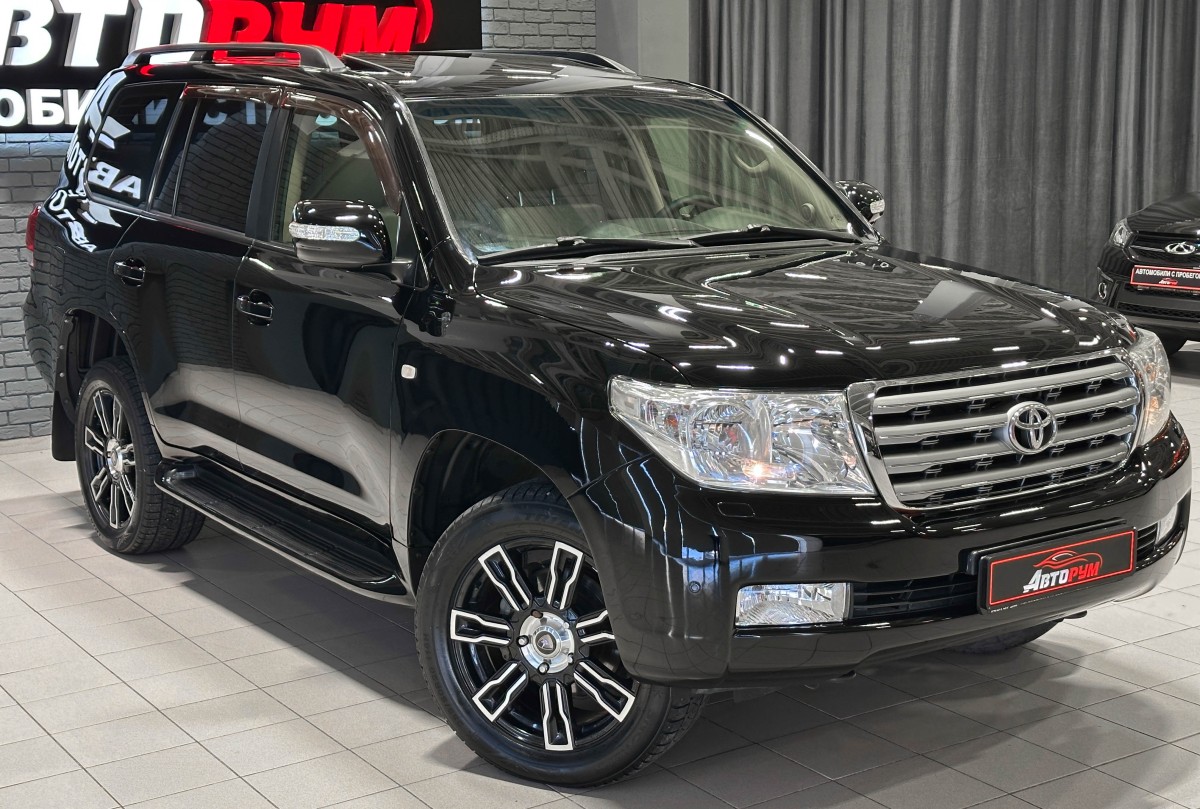 Toyota Land Cruiser 200 - фото 4