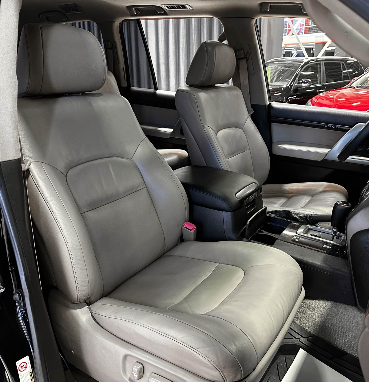 Toyota Land Cruiser 200 - фото 16