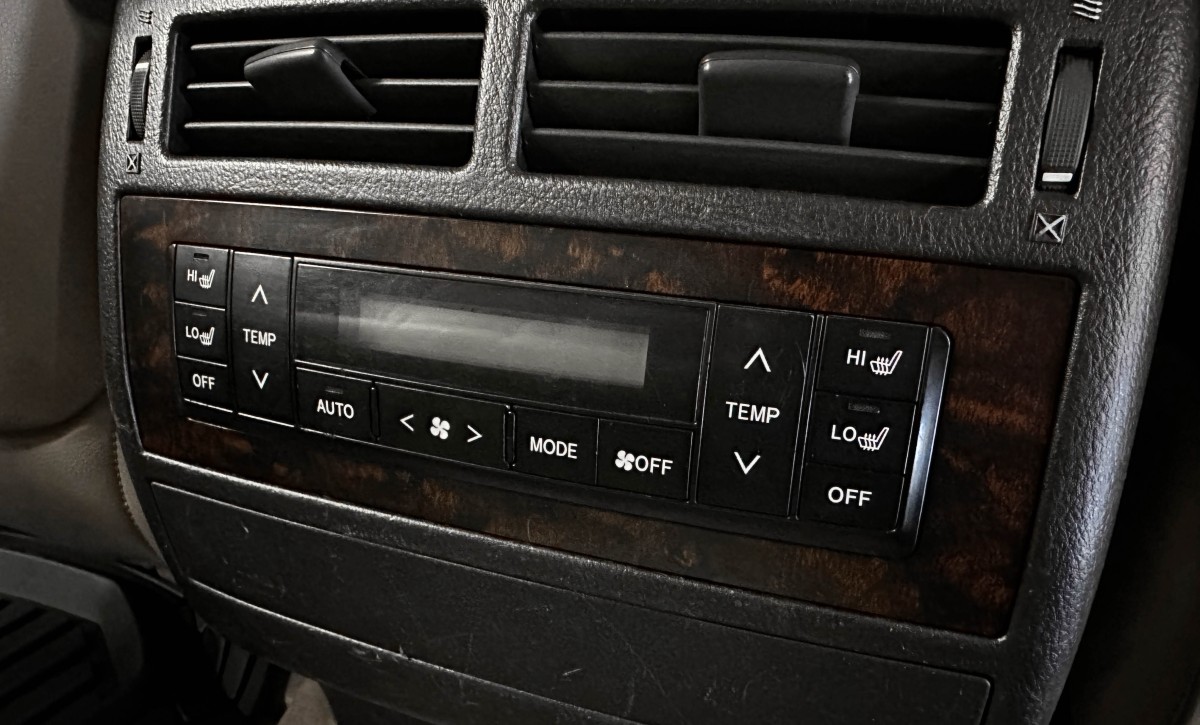 Toyota Land Cruiser 200 - фото 31