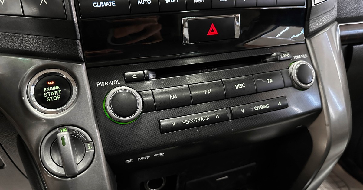 Toyota Land Cruiser 200 - фото 29