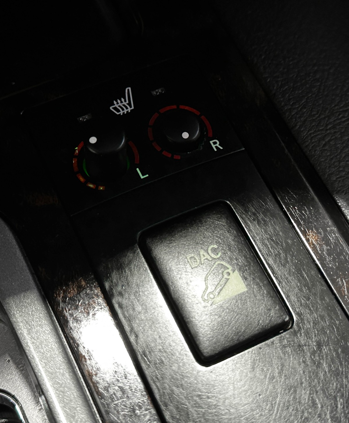 Toyota Land Cruiser 200 - фото 30