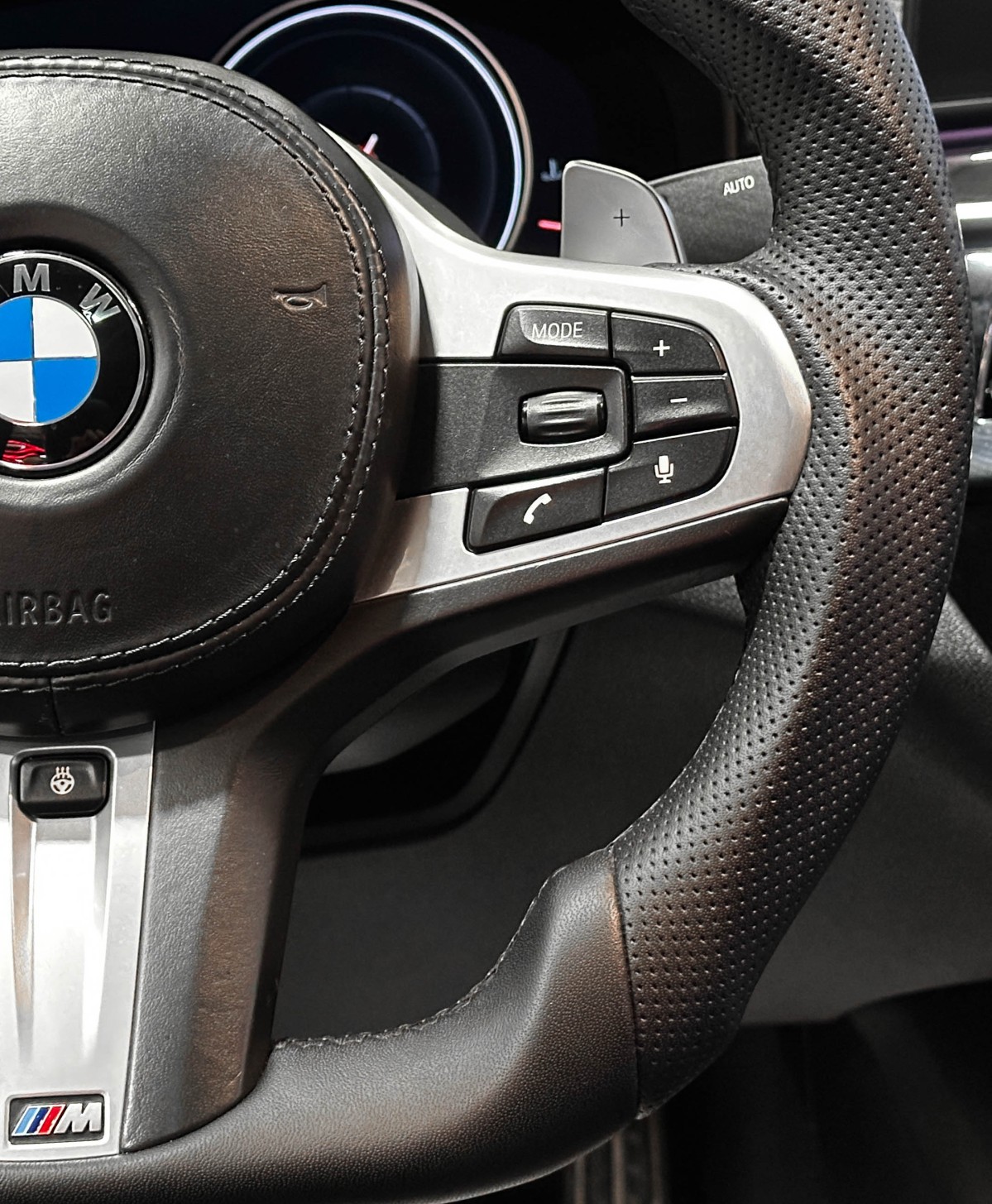 BMW 5 серия - фото 28