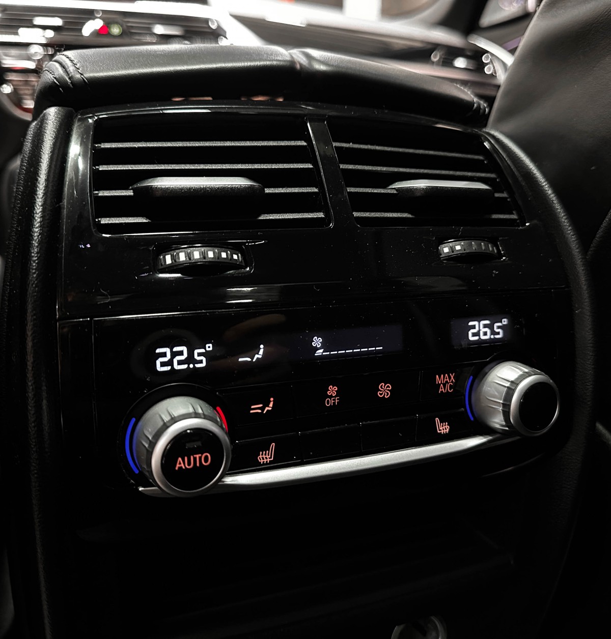 BMW 5 серия - фото 35