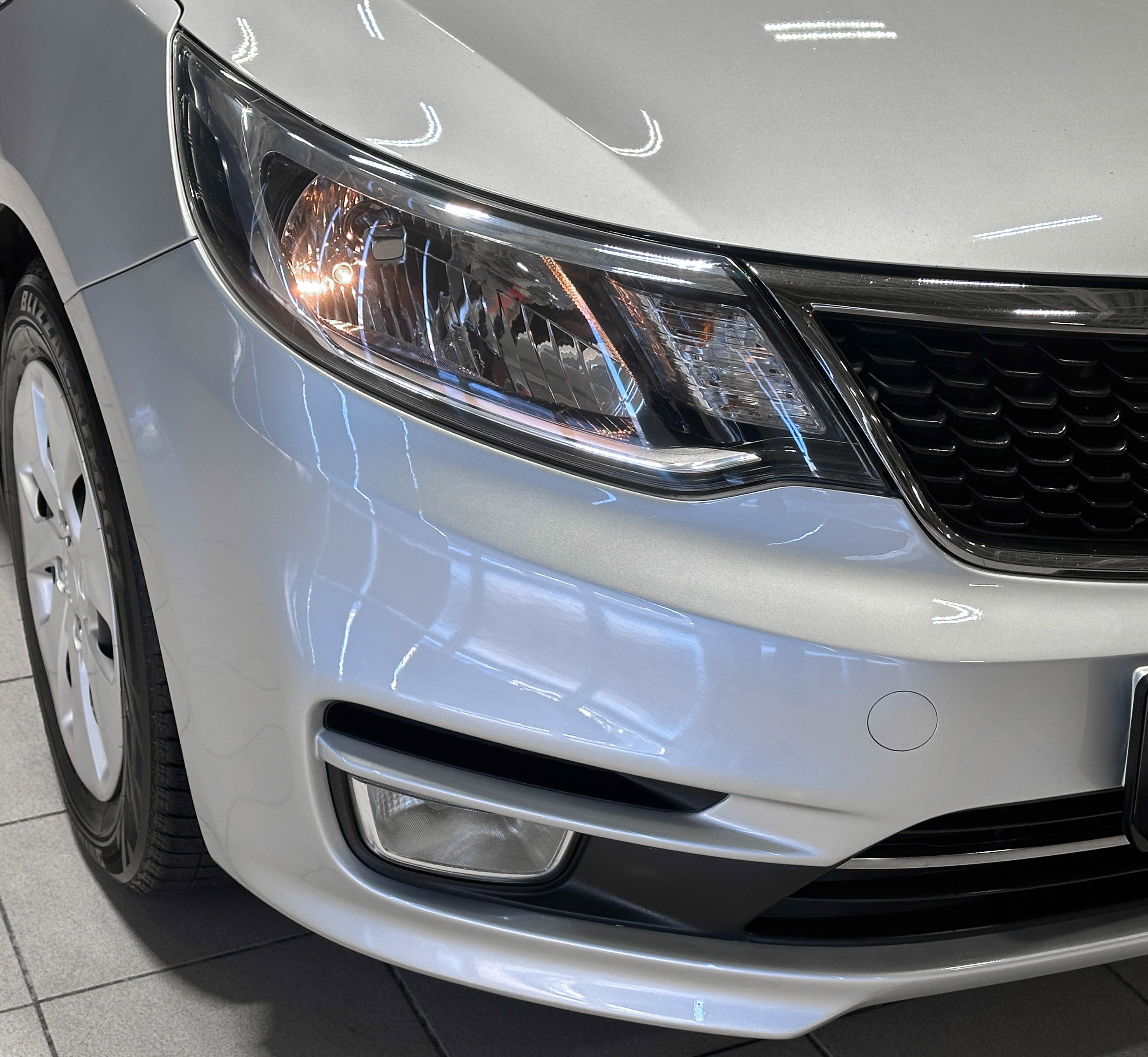 Kia Rio - фото 5