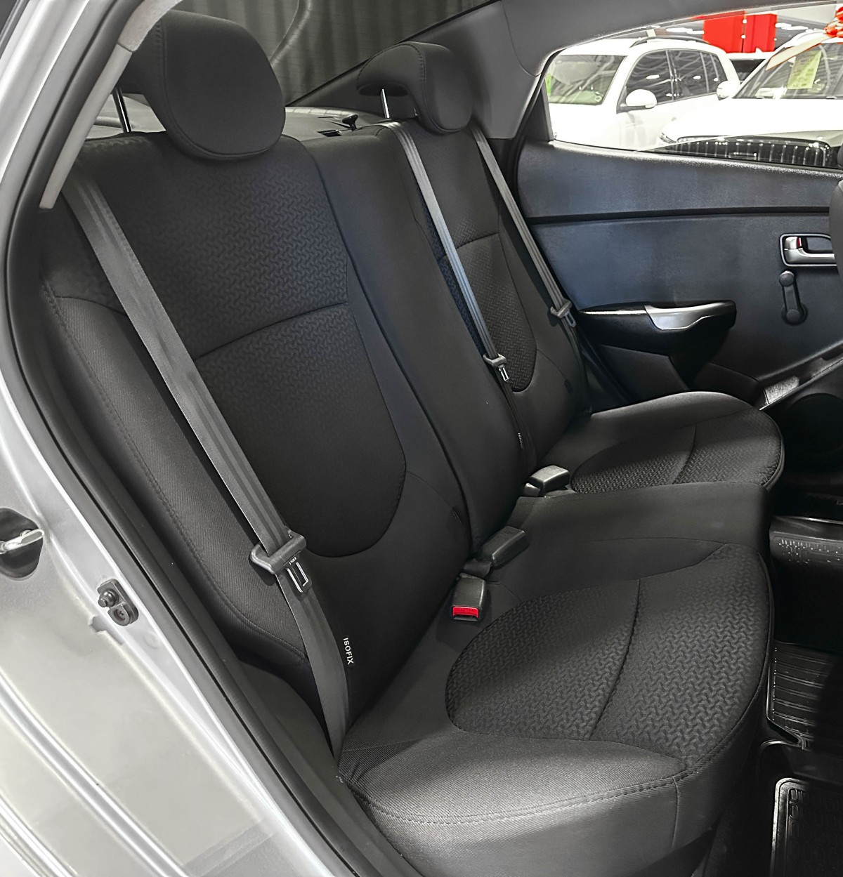 Kia Rio - фото 13