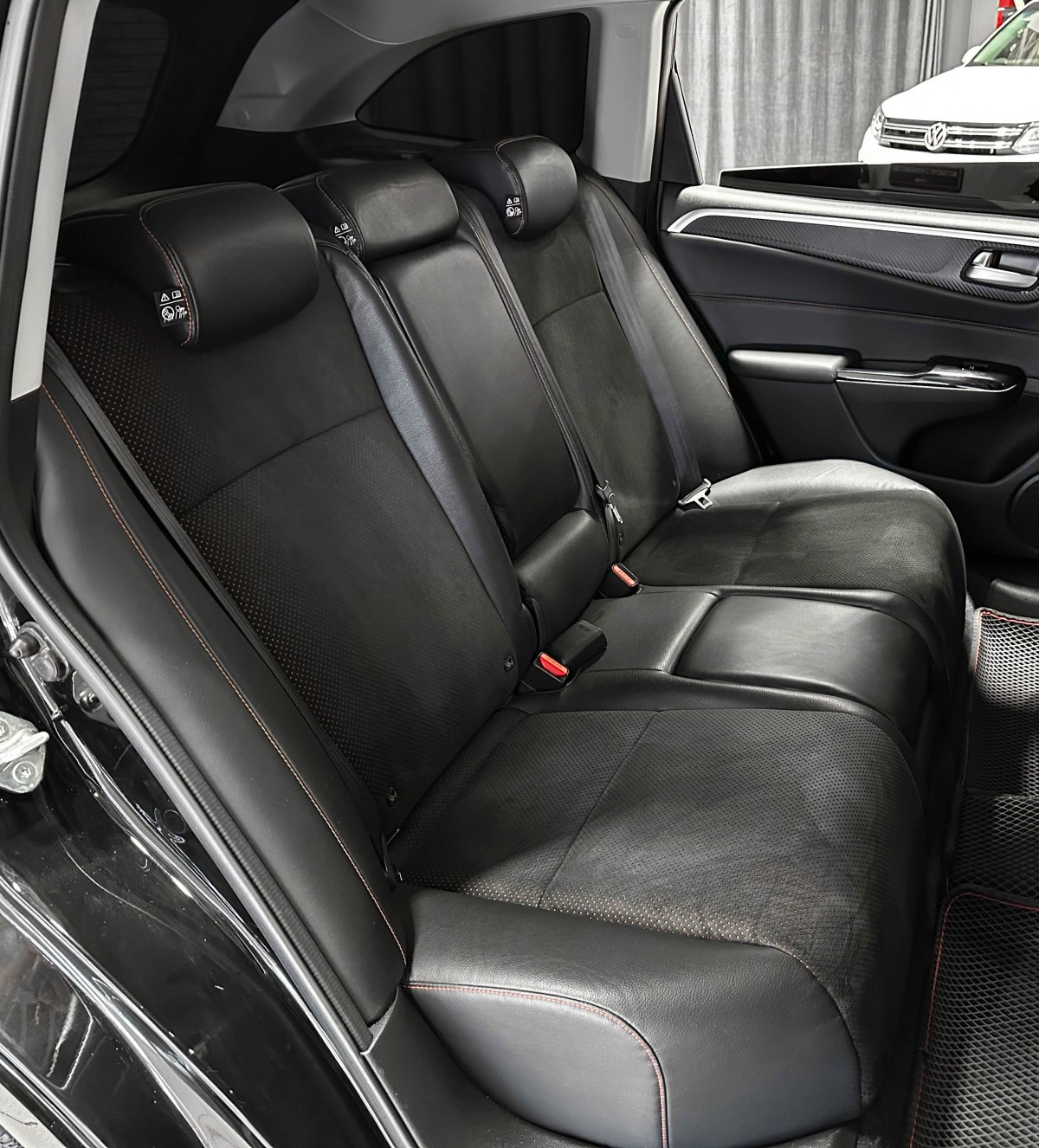 Honda Jade - фото 14