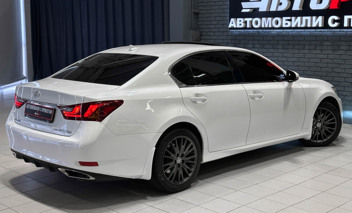 Lexus GS350 - фото 7