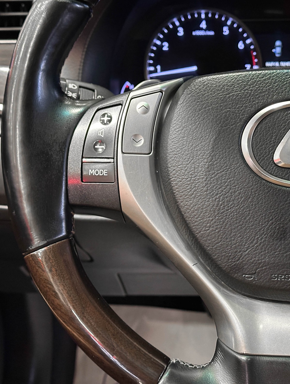 Lexus GS350 - фото 28