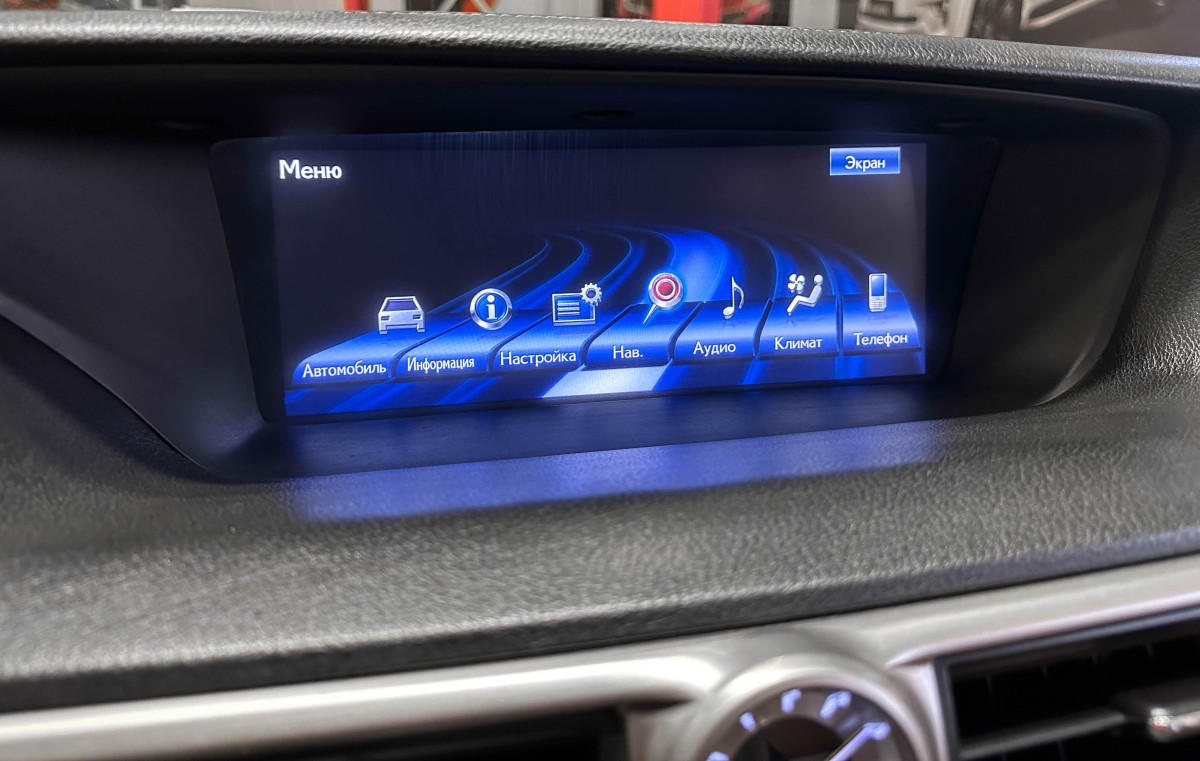 Lexus GS350 - фото 31