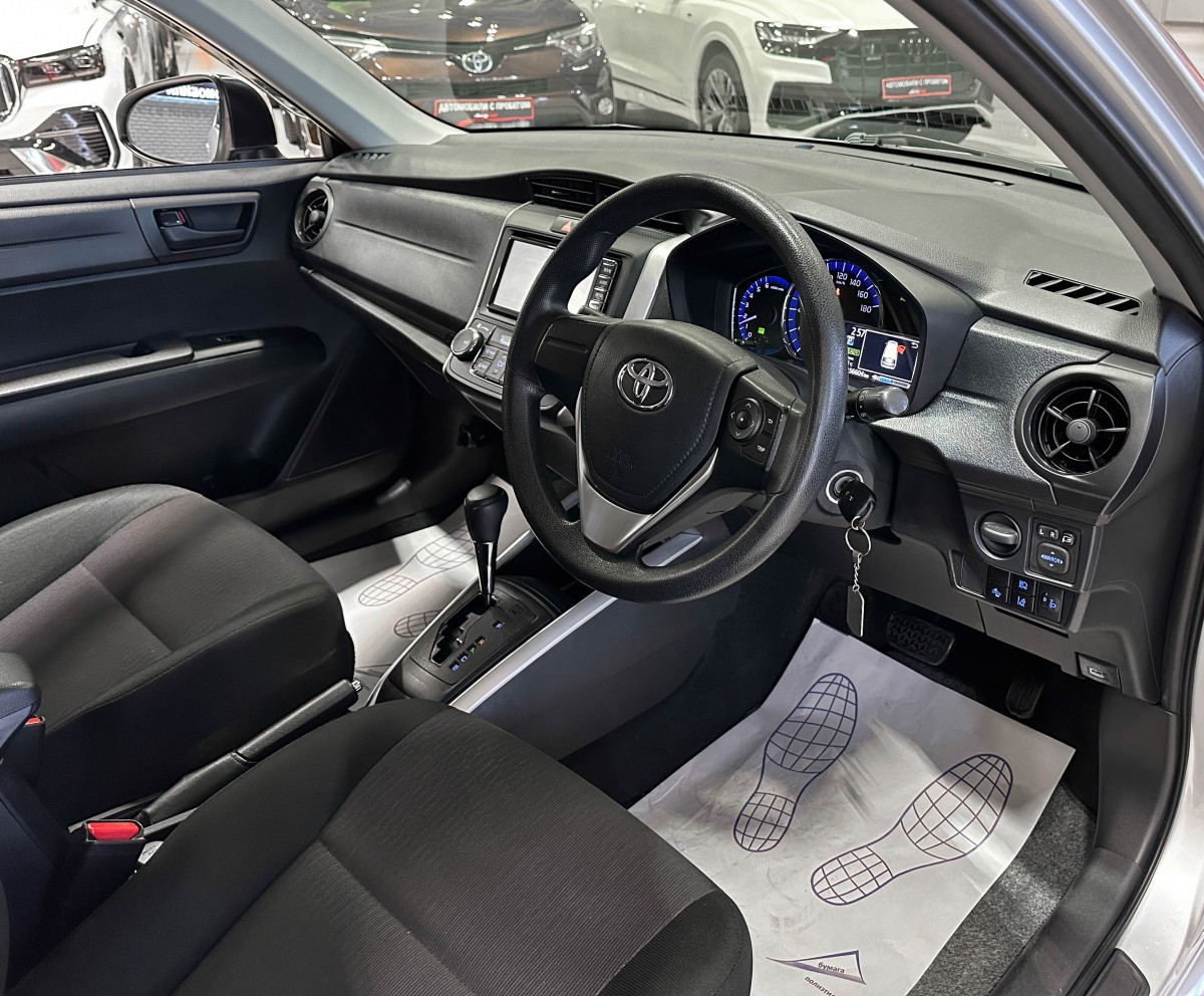 Toyota Corolla Fielder - фото 10