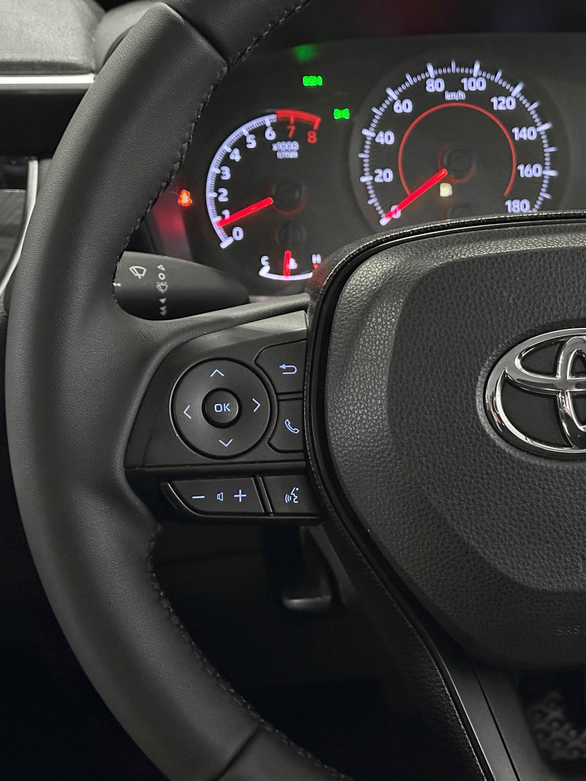 Toyota Corolla TOURING - фото 16