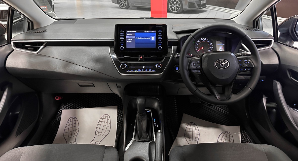 Toyota Corolla TOURING - фото 23