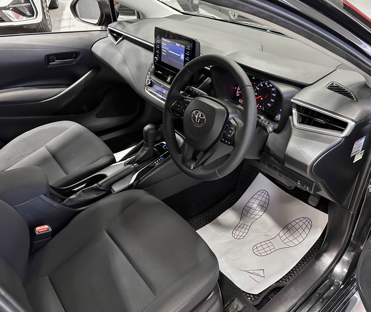 Toyota Corolla TOURING - фото 9