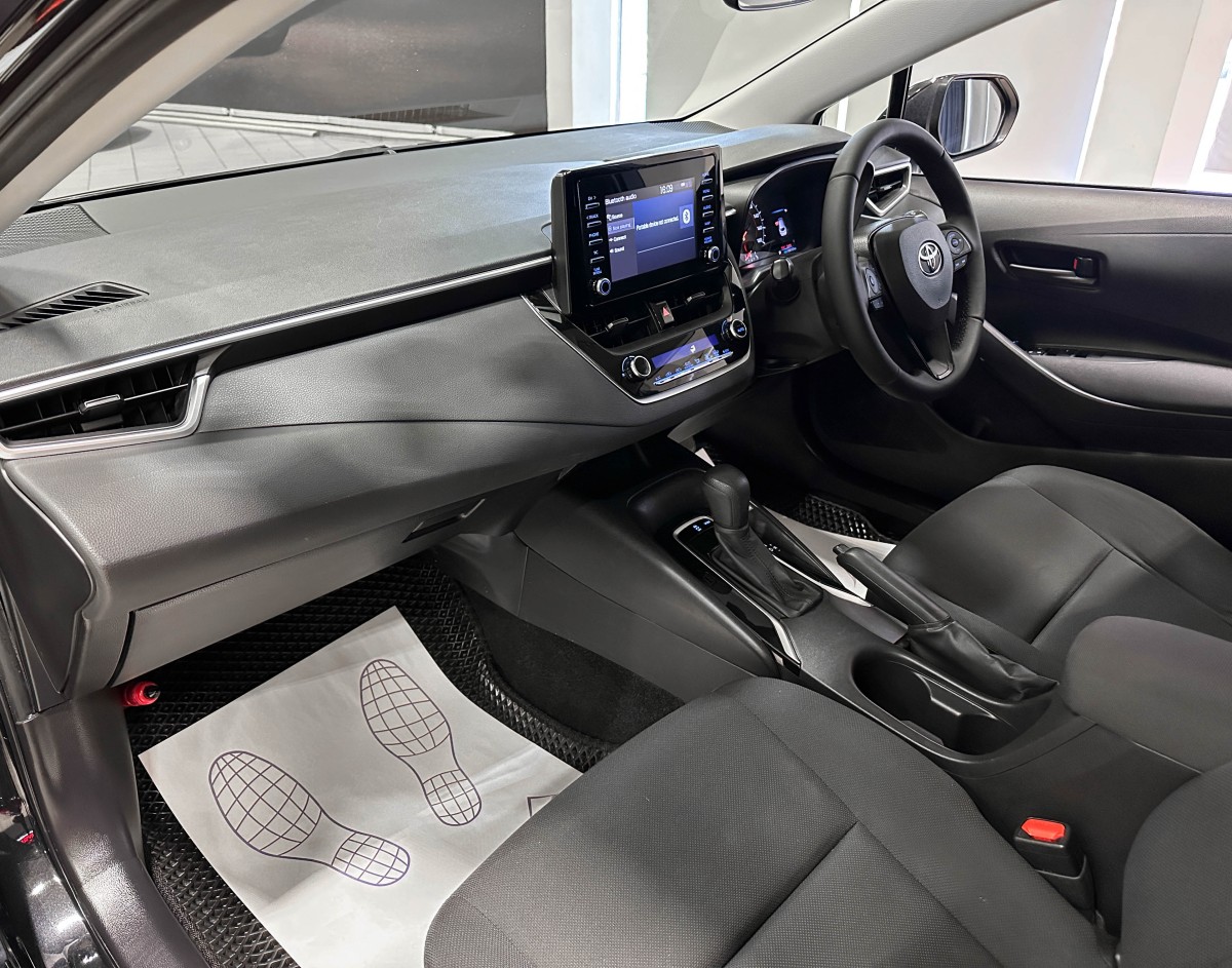 Toyota Corolla TOURING - фото 15