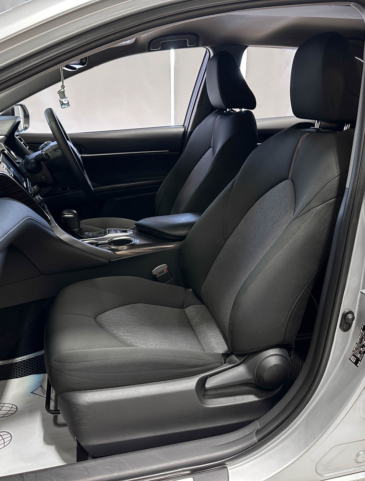 Toyota Camry - фото 16